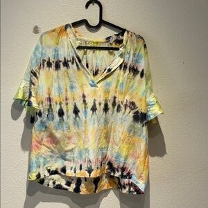 Aquarius Cocktail AQC Clothing Tie Dye Blouse Size 1 Top V Neck Resortwear